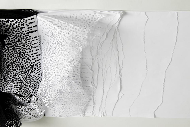 Katarzyna Nykiel, O.T., 2012, Papier, gerissen und gelocht
